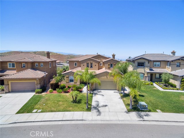 16279 Village Meadow Dr, Riverside, CA 92503