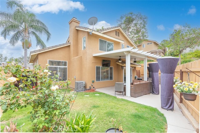 560 Shenandoah Road, Corona CA: https://media.crmls.org/medias/3d6a19e5-b55b-46fd-977a-1d107d08b1be.jpg