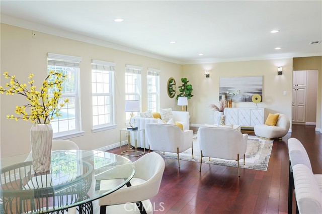 251 W Le Roy Avenue, Arcadia CA: https://media.crmls.org/medias/3d6b52d7-6ade-4449-adb8-0b79a624590a.jpg