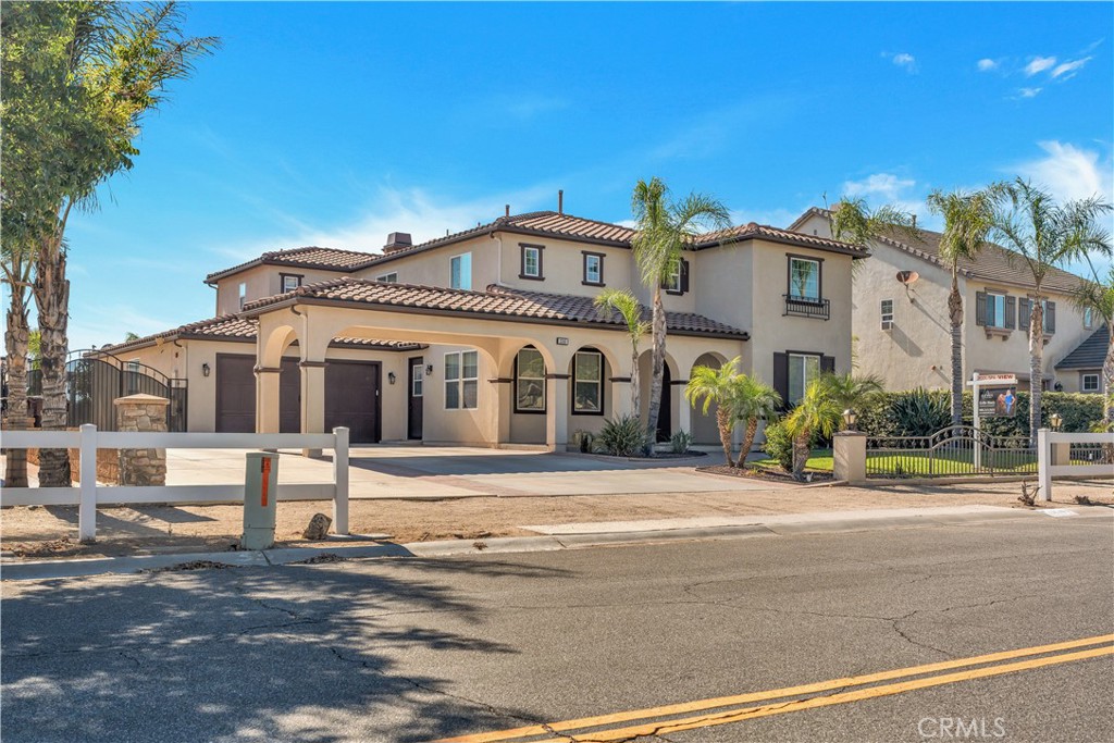 3260 Crestview Drive
