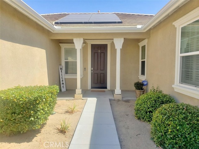 Detail Gallery Image 5 of 53 For 31800 Fallbrook Cir, Murrieta,  CA 92563 - 5 Beds | 2 Baths