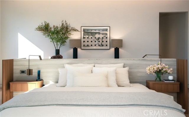 101 N Poinsettia Avenue, Manhattan Beach CA: https://media.crmls.org/medias/3d6ea65c-b810-4956-8559-10339ece6289.jpg