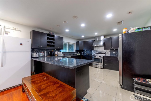 1454 Ameluxen Avenue, Hacienda Heights CA: https://media.crmls.org/medias/3d6f52fb-b098-4c88-8f61-17d293db1ac0.jpg