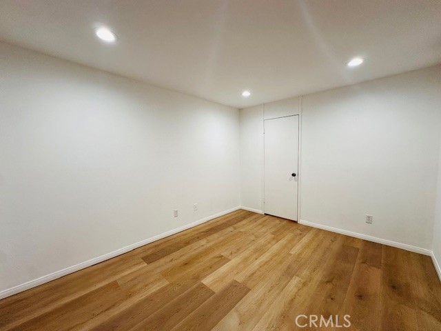 Detail Gallery Image 20 of 31 For 6229 Nw Marina Pacifica Dr, Long Beach,  CA 90803 - 2 Beds | 2/1 Baths