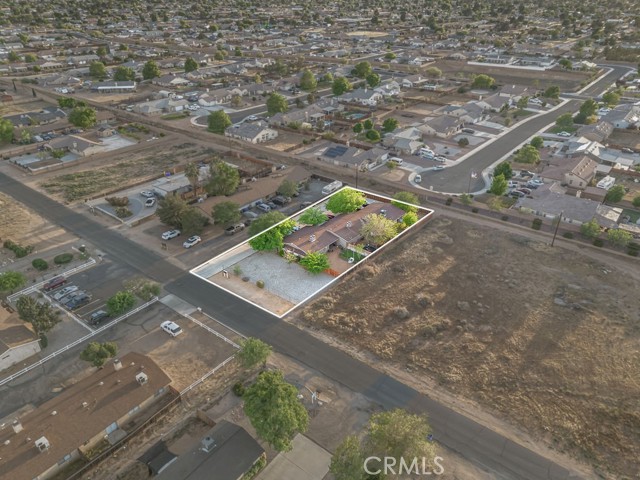 Detail Gallery Image 13 of 16 For 13250 Mohawk, Apple Valley,  CA 92308 - 7 Beds | 3 Baths