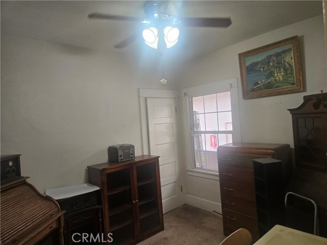 1121 Gladys Avenue, Long Beach CA: https://media.crmls.org/medias/3d6feb4e-19ba-4b18-a7ec-c2ba242932f7.jpg