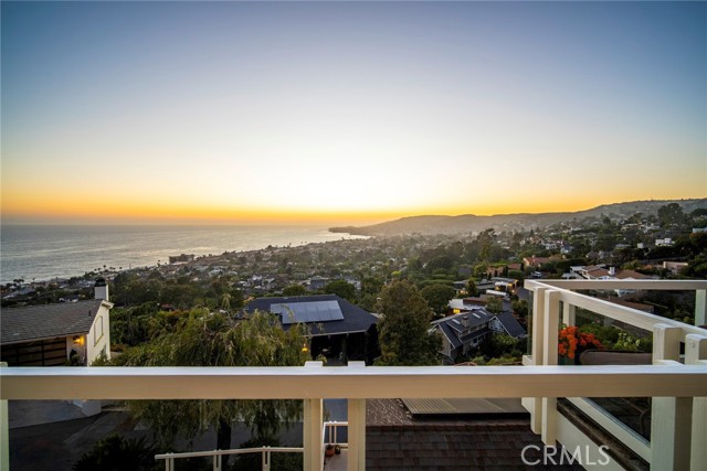 Detail Gallery Image 47 of 56 For 2108 Crestview Dr, Laguna Beach,  CA 92651 - 3 Beds | 2 Baths