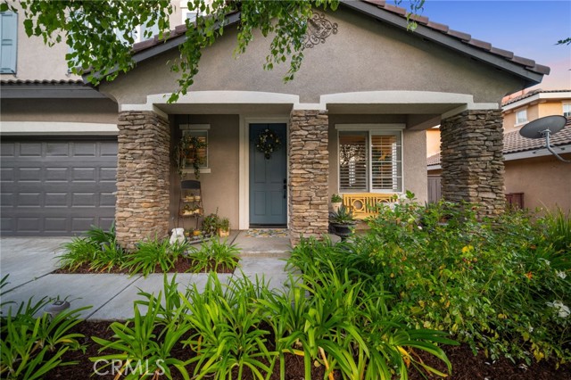 Detail Gallery Image 1 of 63 For 32603 via Destello, Temecula,  CA 92592 - 4 Beds | 2/1 Baths