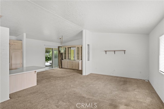 Detail Gallery Image 4 of 40 For 2120 via Visalia, Santa Maria,  CA 93458 - 2 Beds | 2 Baths