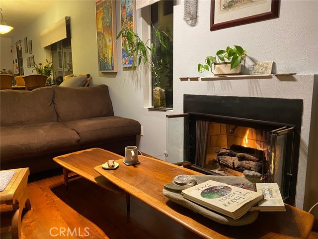 Detail Gallery Image 14 of 44 For 612 Alta Vista, Glendale,  CA 91205 - 3 Beds | 2/1 Baths