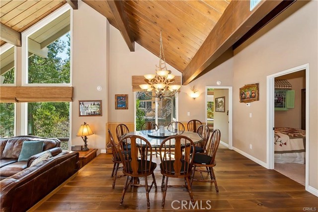 Detail Gallery Image 17 of 52 For 27513 W Shore Rd, Lake Arrowhead,  CA 92352 - 6 Beds | 4/1 Baths