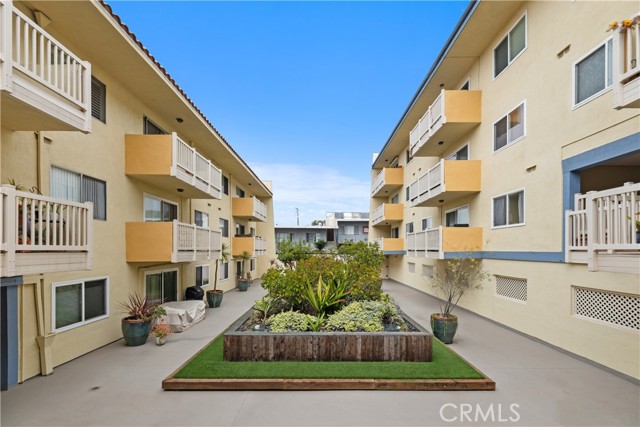 center courtyard