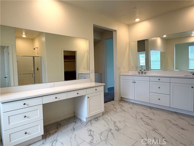 Detail Gallery Image 14 of 26 For 4040 S Bowery, Ontario,  CA 91761 - 5 Beds | 3/1 Baths