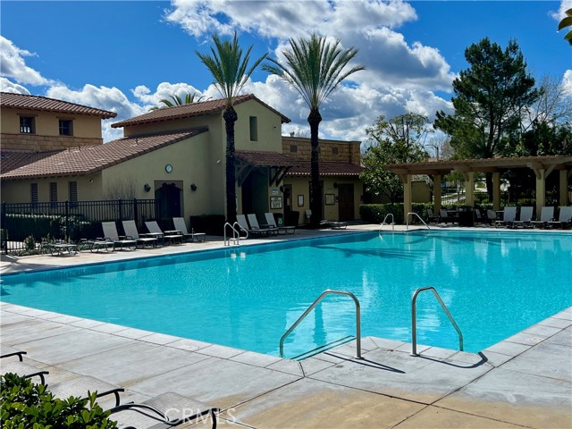 Detail Gallery Image 15 of 20 For 28649 Jardineras Dr, Valencia,  CA 91354 - 3 Beds | 3 Baths