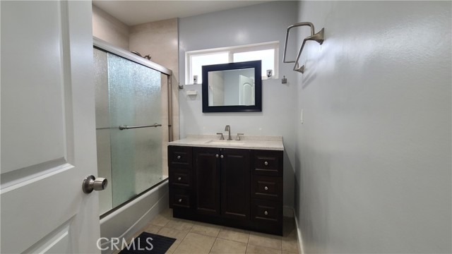 Detail Gallery Image 15 of 21 For 2431 N Lamer St, Burbank,  CA 91504 - 3 Beds | 2 Baths