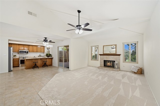 Detail Gallery Image 4 of 45 For 2439 Nielsen St, El Cajon,  CA 92020 - 3 Beds | 2/1 Baths