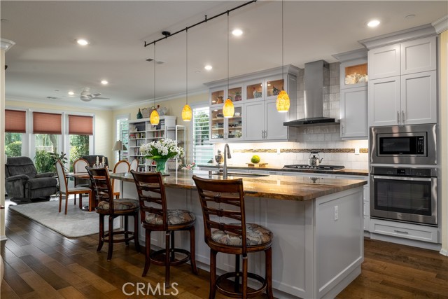 Detail Gallery Image 11 of 49 For 1371 Camino Sueno, Hemet,  CA 92545 - 3 Beds | 3 Baths