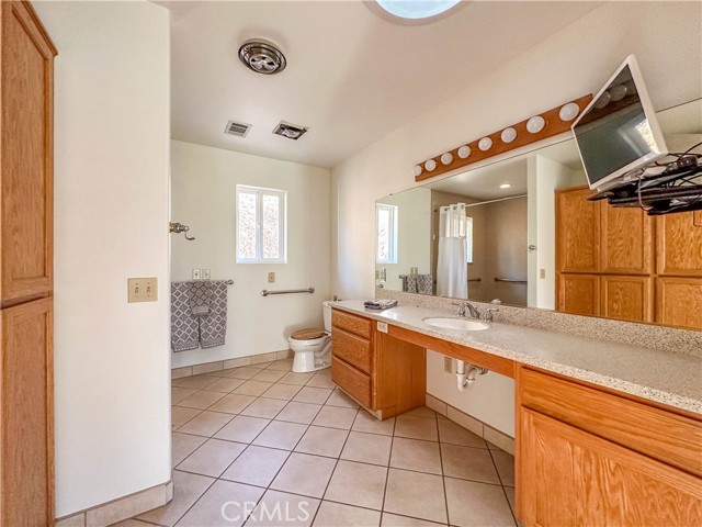 Detail Gallery Image 26 of 44 For 5033 W Whitlock Rd, Mariposa,  CA 95338 - 2 Beds | 2 Baths