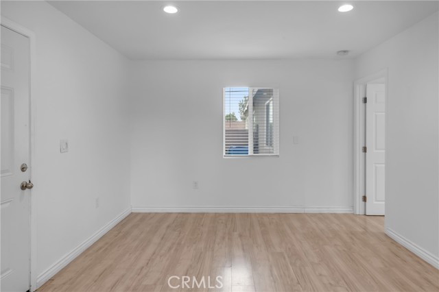 226 W Maitland Street, Ontario CA: https://media.crmls.org/medias/3d757e93-0326-403b-a79e-616584eefe6c.jpg