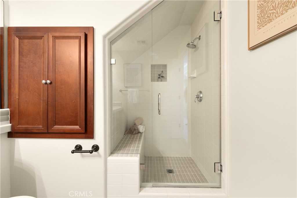 https://media.crmls.org/medias/3d75bbe1-76e4-40a1-8c42-8c2c7ade9180.jpg?preset=X-Large