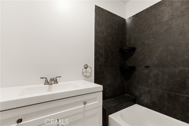 Detail Gallery Image 27 of 37 For 8034 Crockett Bld, Los Angeles,  CA 90001 - – Beds | – Baths