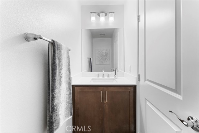 Detail Gallery Image 10 of 30 For 12247 Radiance Dr, Rancho Cucamonga,  CA 91739 - 2 Beds | 2/1 Baths