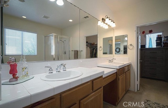 Detail Gallery Image 19 of 34 For 31961 Honeysuckle Cir, Winchester,  CA 92596 - 4 Beds | 3 Baths