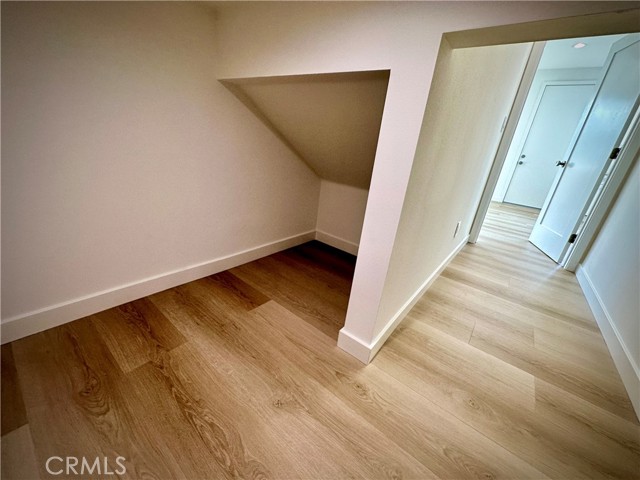 Image 20 of 63 For 6168 Briercrest Avenue