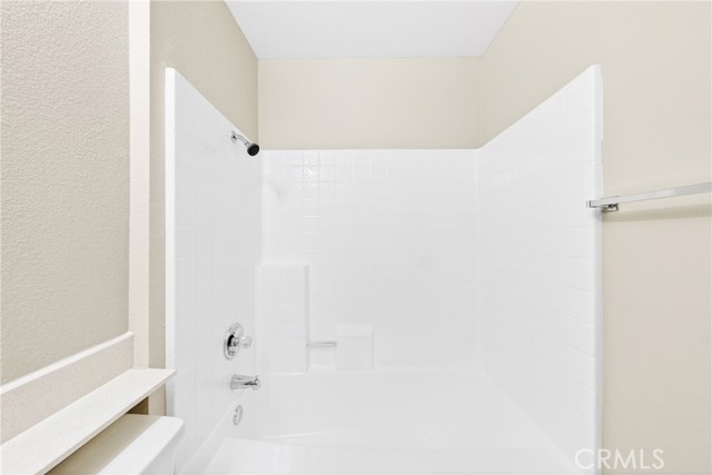 Detail Gallery Image 28 of 29 For 16377 Lakeshore, Lake Elsinore,  CA 92530 - 2 Beds | 2/1 Baths