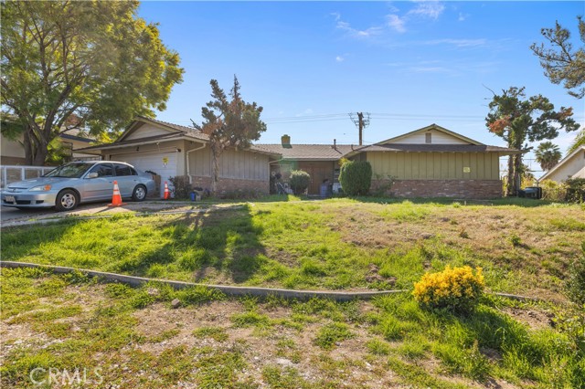 26077 Holly Vista Blvd, San Bernardino, CA 92404