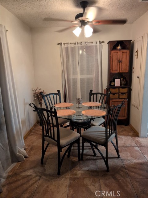 Detail Gallery Image 7 of 21 For 1333 Windsor Dr, San Bernardino,  CA 92404 - 3 Beds | 1 Baths