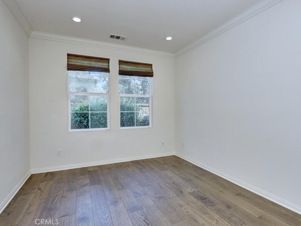 MLS #OC25225560 image #19