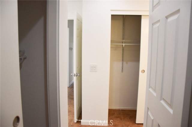 3340 E Collins Avenue, Orange CA: https://media.crmls.org/medias/3d7bad35-2fee-42af-a5fa-c3dc28bb0ca1.jpg
