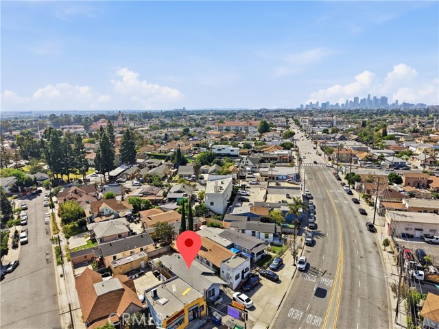 Detail Gallery Image 5 of 18 For 3878 E 1st, Los Angeles,  CA 90063 - 2 Beds | 1 Baths