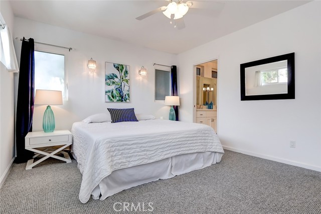 527 24th Street, Manhattan Beach, California 90266, 4 Bedrooms Bedrooms, ,2 BathroomsBathrooms,Residential,Sold,24th,SB23090916