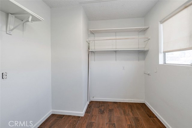 Detail Gallery Image 19 of 37 For 3801 Laverne Ave, Bakersfield,  CA 93309 - 3 Beds | 2/1 Baths