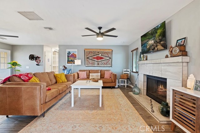 58676 Sunflower Drive, Yucca Valley CA: https://media.crmls.org/medias/3d7d3683-a5ca-46f7-97bb-b3e3c64e7ee0.jpg