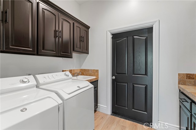1019 Pintail Circle, Lake Arrowhead CA: https://media.crmls.org/medias/3d7e32c2-9c8e-4b79-b8f4-303fe649c6ff.jpg