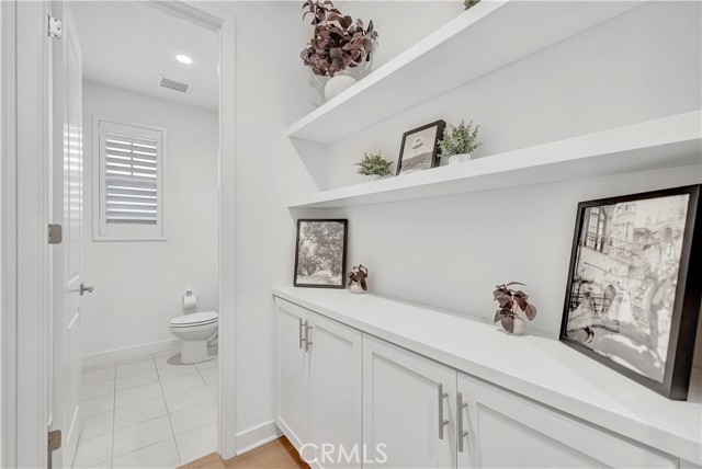 Detail Gallery Image 24 of 62 For 14432 Windfall Ln, Huntington Beach,  CA 92647 - 3 Beds | 2/1 Baths