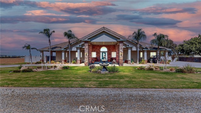 Detail Gallery Image 2 of 75 For 21160 Second Ave, Stevinson,  CA 95374 - 5 Beds | 4 Baths