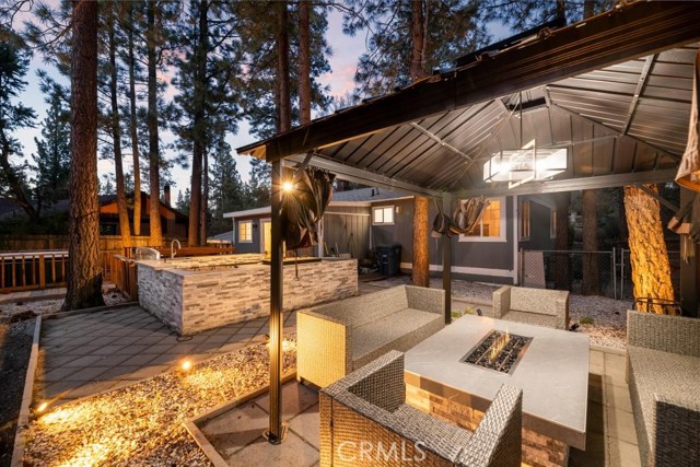 Detail Gallery Image 2 of 32 For 294 Santa Clara, Big Bear Lake,  CA 92315 - 3 Beds | 1/1 Baths