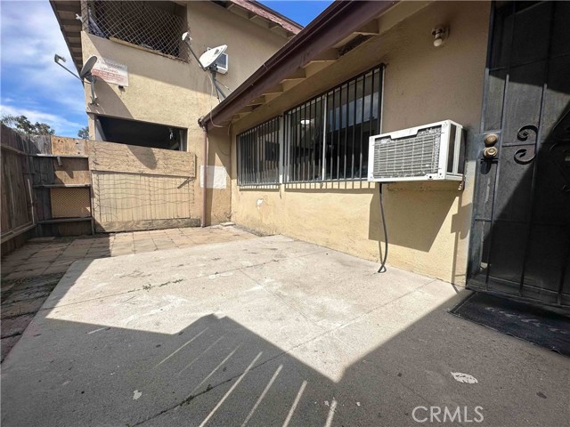 Detail Gallery Image 2 of 12 For 2406 Angela #4,  Pomona,  CA 91766 - 1 Beds | 1 Baths