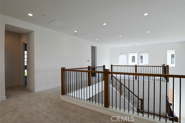 Detail Gallery Image 36 of 65 For 20552 Edgewood Ct, Chatsworth,  CA 91311 - 5 Beds | 5/1 Baths