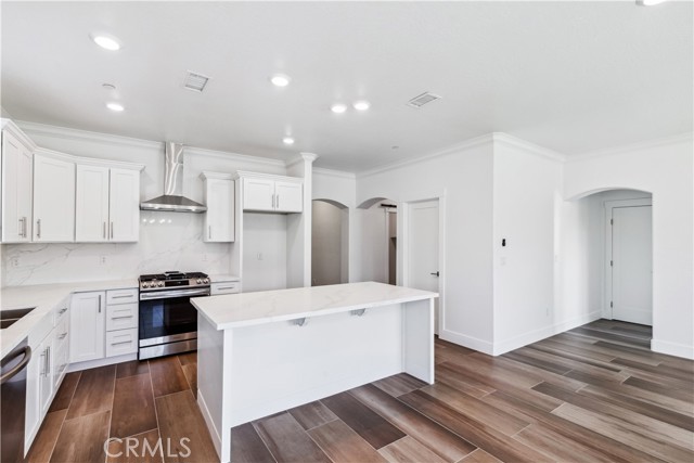 Image 4 of 46 For 2000 Enrico Avenue