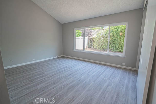 25688 Dorado Drive, Valencia CA: https://media.crmls.org/medias/3d831470-41dd-4ba4-957c-17fa56fc5a69.jpg