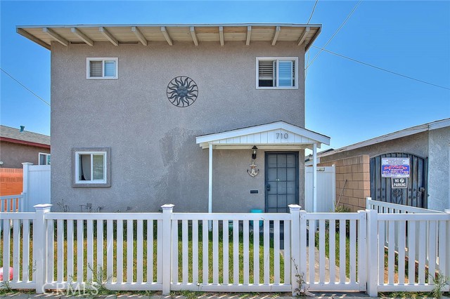 Detail Gallery Image 2 of 43 For 710 N Neptune Ave, Wilmington,  CA 90744 - 1 Beds | 1 Baths