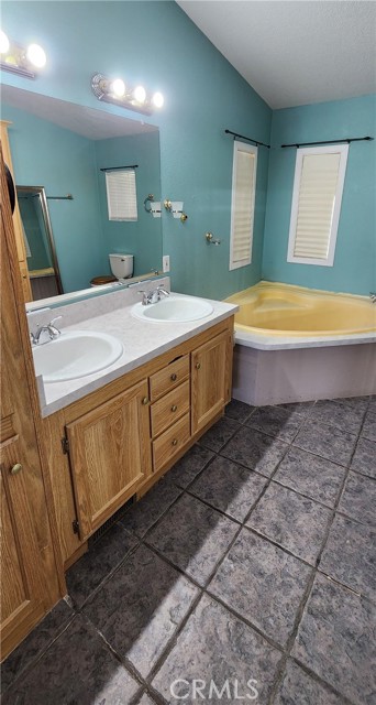 Detail Gallery Image 35 of 50 For 690 Riviera Dr, Blythe,  CA 92225 - 5 Beds | 4 Baths