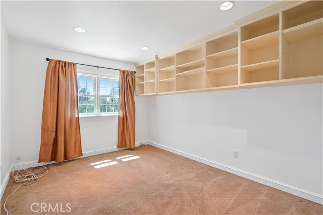 Detail Gallery Image 31 of 52 For 5194 Legacy Ct, Woodland Hills,  CA 91364 - 3 Beds | 2/1 Baths