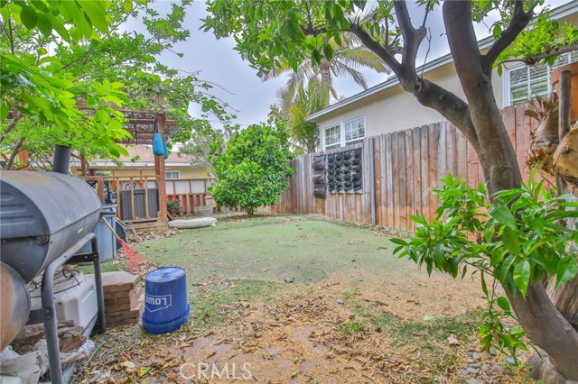 717 Ultimo Avenue, Long Beach CA: https://media.crmls.org/medias/3d86c2bd-ea70-4291-a6e6-a6949418e3b6.jpg