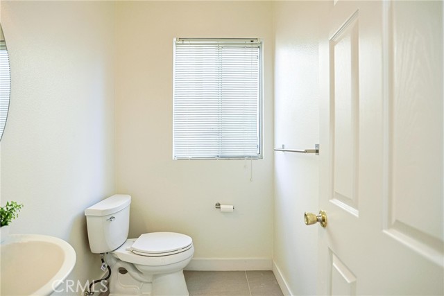 Detail Gallery Image 10 of 49 For 12892 Abbey Rd, Garden Grove,  CA 92843 - 4 Beds | 2/1 Baths